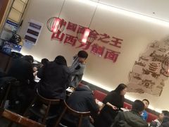 -顺溜·手工刀削面·黑金店(铜锣湾店)
