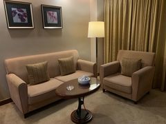 -汕尾巴黎半岛酒店