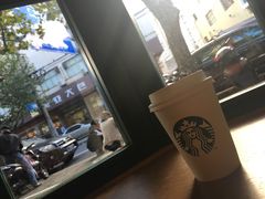 -星巴克(武康路店)