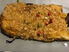 烤茄子-沪上名羊天下•烤羊腿•东北烧烤•小龙虾(浦东直营总店)