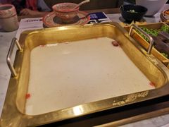 -尚尚仙·酸汤猪手·猪肚鸡火锅(华联万柳购物中心店)