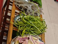 -老石黑山羊毛驴肉火锅(金凯广场店)