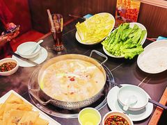 -老来福·非遗酸汤兔(凯旋路店)