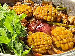 禄婶秘制鲍鱼鸡煲-禄婶鸡煲·打边炉