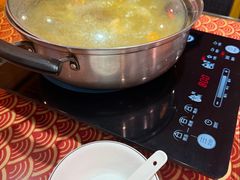 -丫丫汤膳打边炉(宏府408坊店)