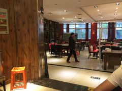 大堂-刘胖子家常菜·蹄花焖藕(兴业店)