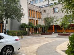 -北京南锣鼓巷亚朵酒店