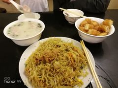 -伍湛记 · 广州老字号(龙津中路店)