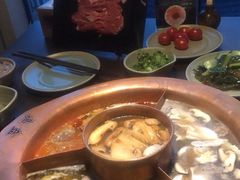 -滇釜火锅·能喝汤的火锅(车公庄店)