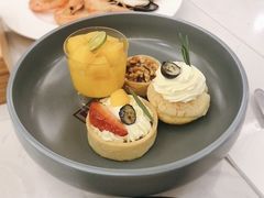 蓝莓塔-金安大饭店-金品自助餐厅
