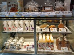 面包甜点陈列柜-喜茶(广州中山六路店)