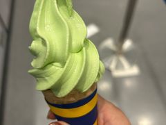 牛油果冰淇淋-宜家·瑞典风味餐厅(武汉荟聚中心店)