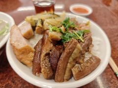 猪蹄饭-猪脚洪隆江猪脚饭