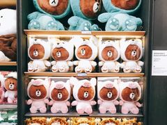 -LINE FRIENDS Garosu-gil Flagship Store