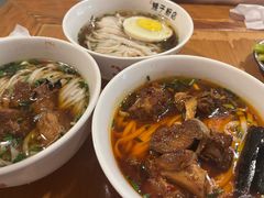-矮子粉店1985·长沙米粉(湘春路店)