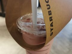 -星巴克臻选(南京金茂览秀城店)