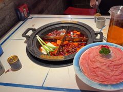 -爱你您·自家鱼塘·活水喷泉鱼火锅(八里店)