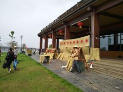 -梁子湖东篱老屋生态庄园