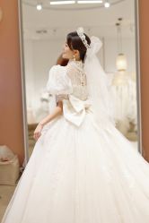 -派丽莫Pellimo原创设计婚纱品牌