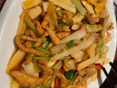 竹笋炒鸡丝-缪氏川菜(深圳北站缤果空间店)