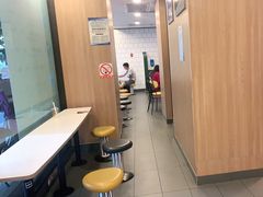 用餐区-麦当劳(文武路店)