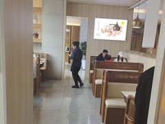 -赶海部落海鲜城(海阳路店)