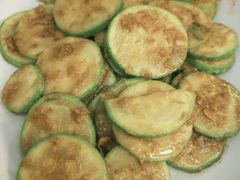 咸蛋黄炒小瓜-甜甜屋(解放中路店)