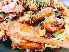 -有红鸡毛店·川菜(建设路店)