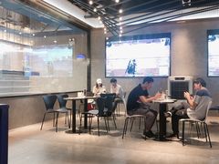 用餐区-野萃山·潮汕厚果汁(十亩地店)