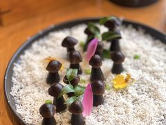 -荷风细雨·中国茶宴(世纪大道店)