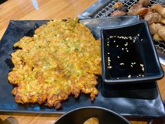 泡菜饼-肉甲韩国木炭烤肉(新壹街1店)