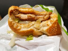 -麦当劳(龙洞店)