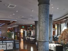 -八府香鸭·啫啫煲(华山路店)