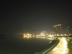 -南京眼步行桥