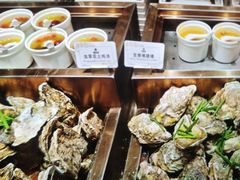 -雍容荟帝王蟹活龙虾展台自助(IFS黑金店)
