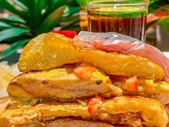 -必胜客(WOW中心城店)