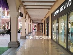 -首创奥特莱斯(西安店)