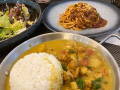 -悦享绿山墙西餐厅