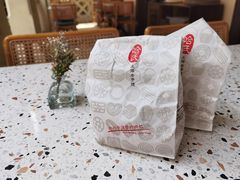 -上海哈尔滨食品厂(淮海中路店)