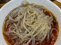 万记特色酸辣粉-万记麻辣烫国展总店