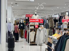 -万达广场(南昌红谷滩店)