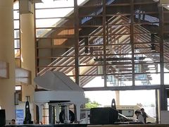 -亚龙湾喜来登·美景台大堂吧