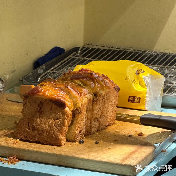 狠狠买了一大袋子！｜成都人民的快乐老家🍞