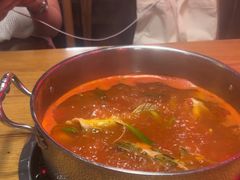 -野山舂·贵州现舂酸汤牛肉(东山店)