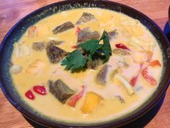 秦皇咖喱牛腩-云中界美食餐厅