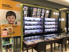 -博士眼镜(沙井京基百纳广场店)