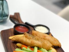 英式特色炸鱼薯条-Manner Coffee(万象食家店)