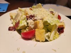 凯撒色拉-Ambra Haus琥珀屋精酿餐厅(宝山店)