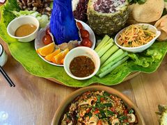 -沐毫傣泐云南菜孔雀宴•手抓饭傣味烧烤(曼听店)