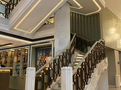 -浅深(世茂滨江精品店)